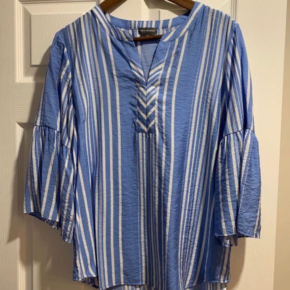 Van Heusen Blue and White 3/4 Sleeve Blouse - Picture 1 of 3